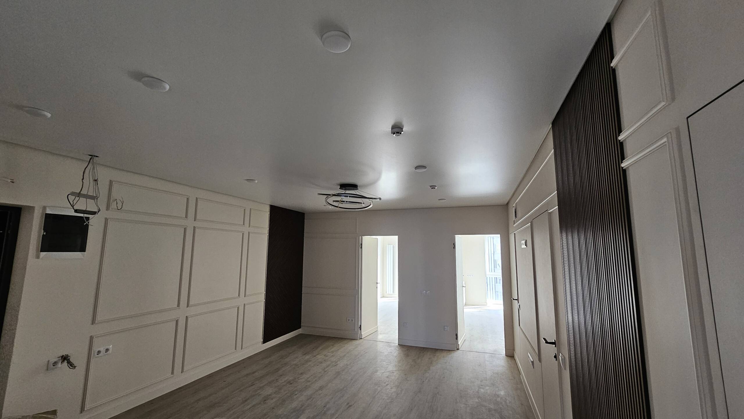 Tavane satinate „Big Hall”